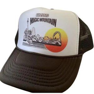 Retro 70s 80s American Fun Vintage Magic Mountain Hat Six Flags Trucker Hat snap